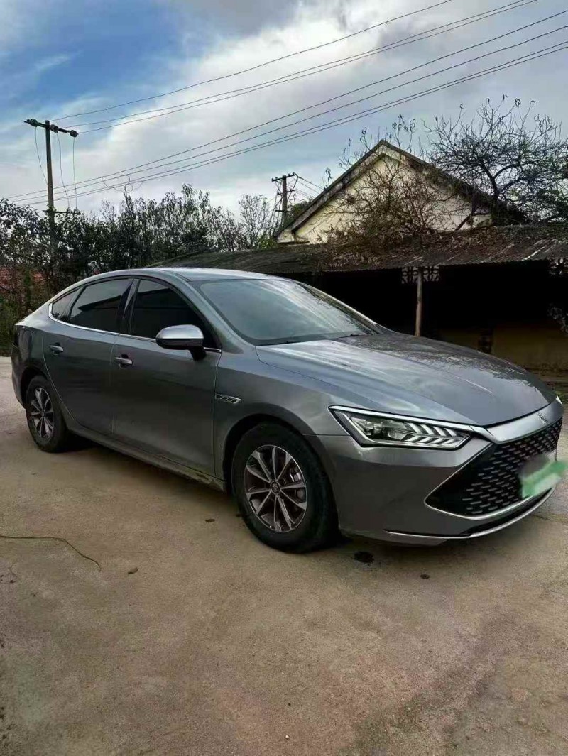 枣庄24年比亚迪秦3