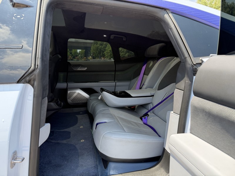 盐城23年高合汽车HiPhi Z4