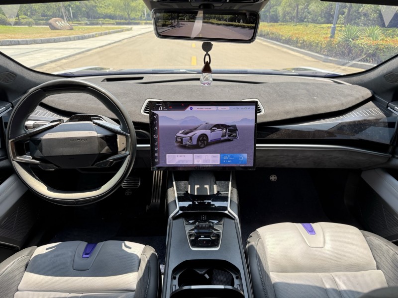 盐城23年高合汽车HiPhi Z6