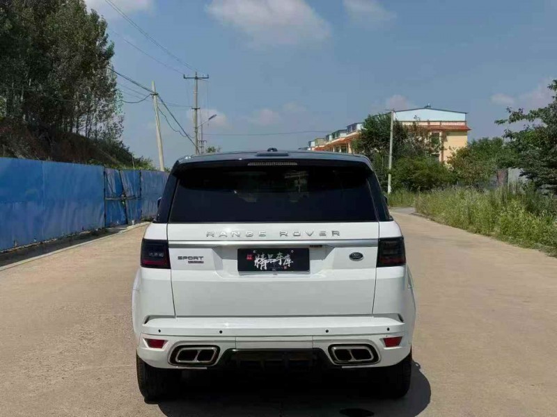 威海16年路虎揽胜运动9