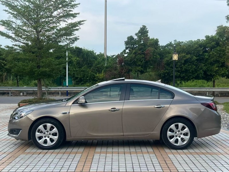 汕头17年别克君威3