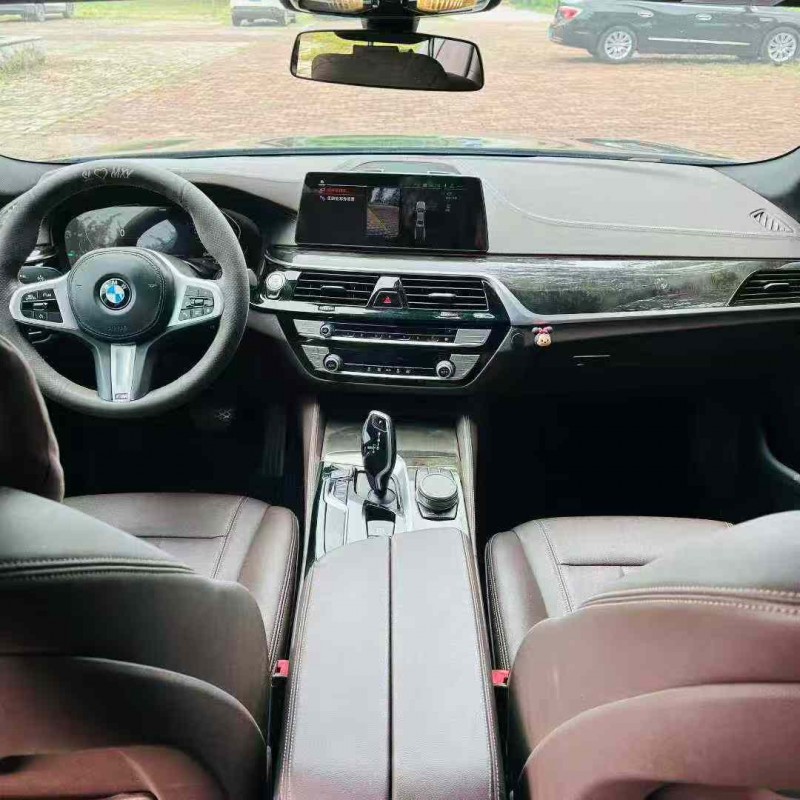 青岛20年宝马5系8