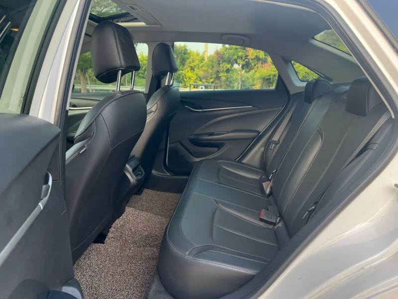 汕头21年别克英朗6