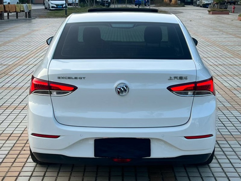 汕头21年别克英朗9