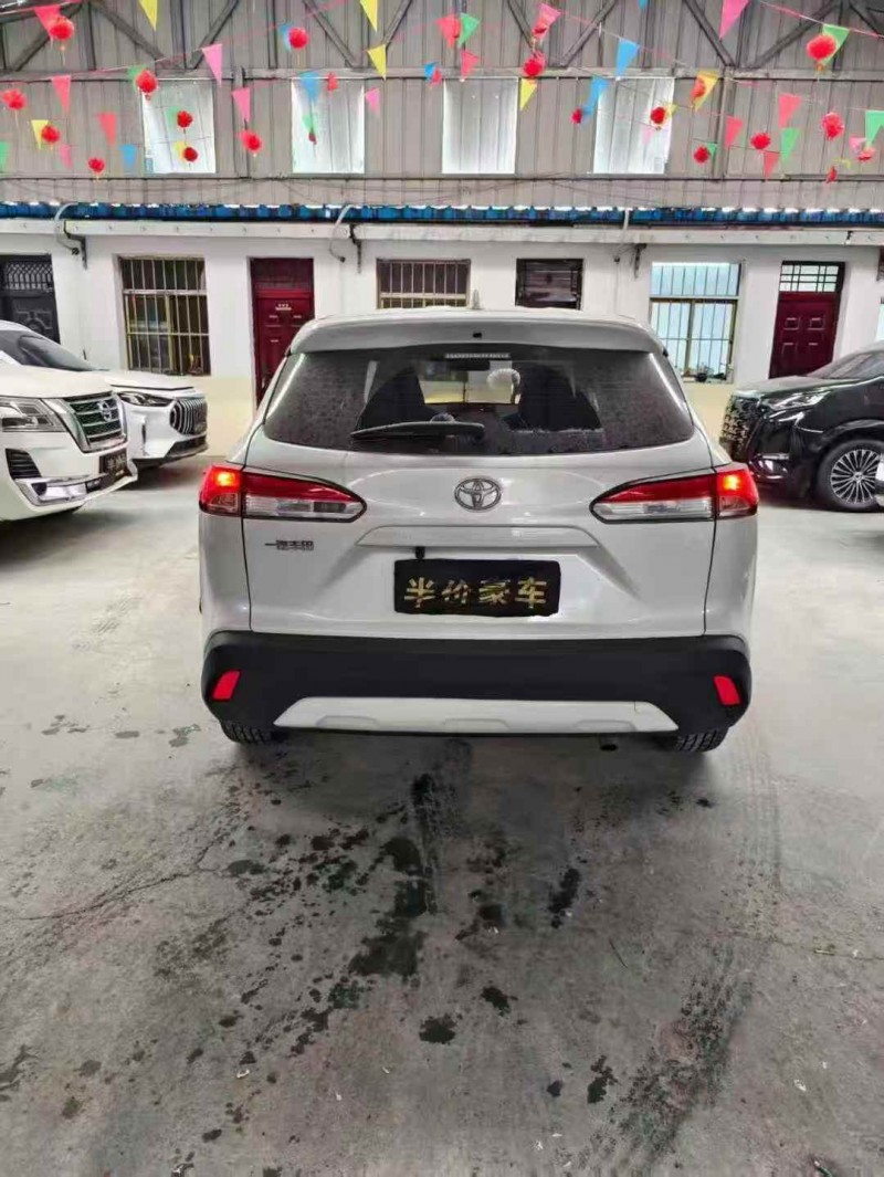 西安24年丰田锐放9