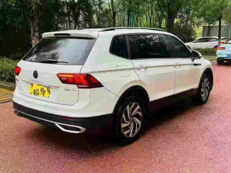 潍坊22年大众途观7