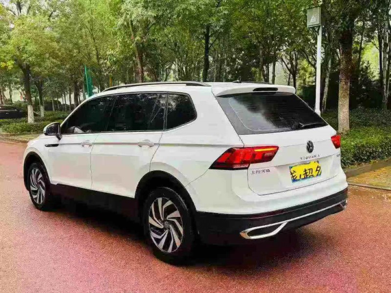 潍坊22年大众途观9