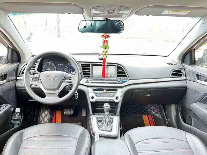 东莞17年现代领动6