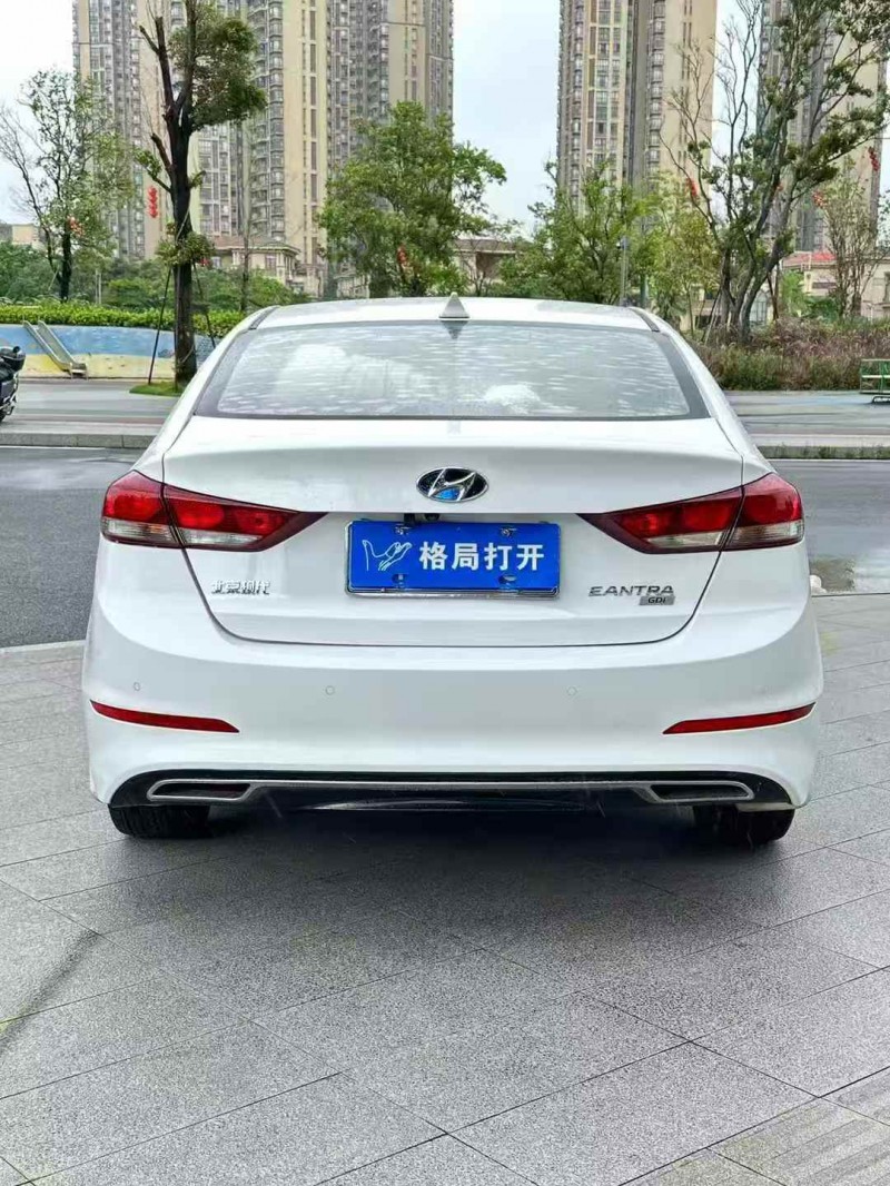 东莞17年现代领动9