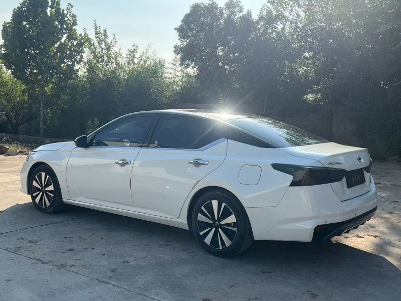 徐州22年日产天籁5