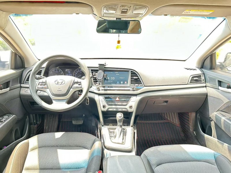 东莞19年现代领动6