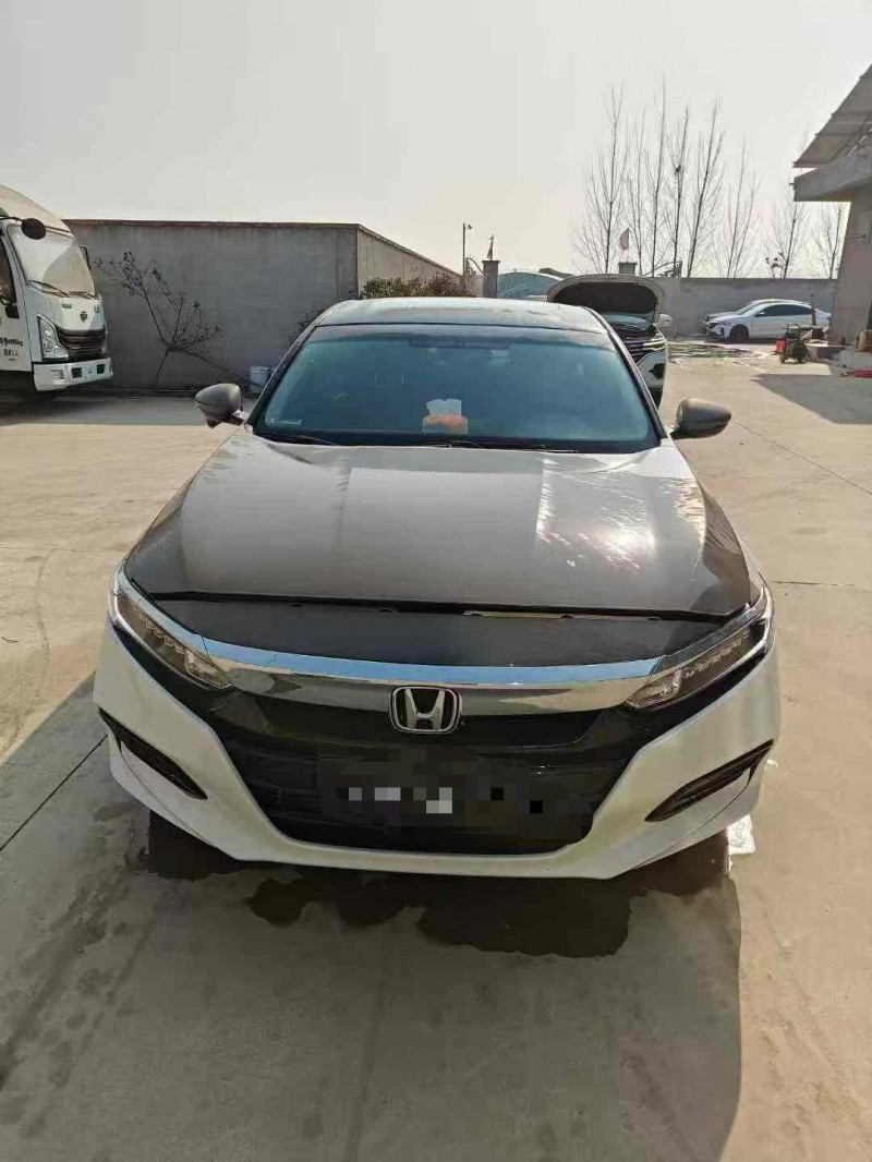 临沂21年本田雅阁1