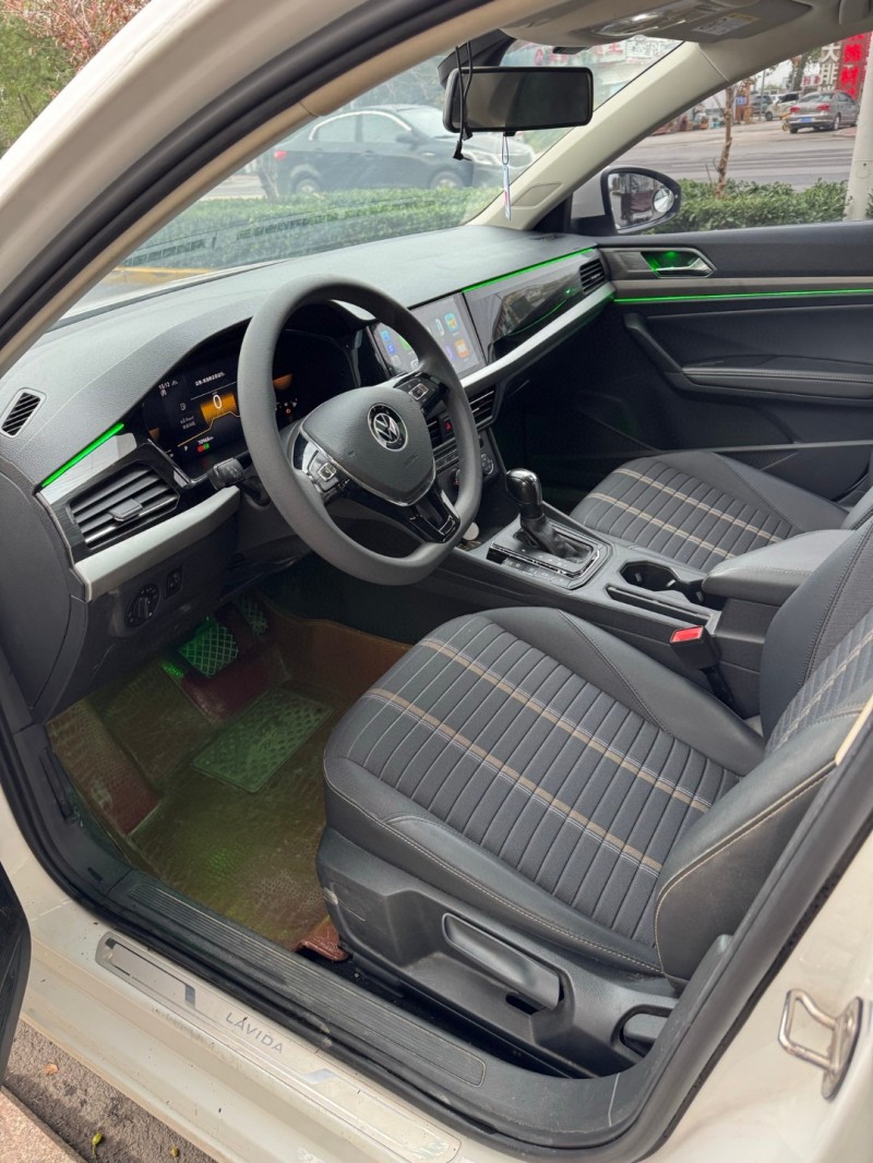 邢台21年大众朗逸3