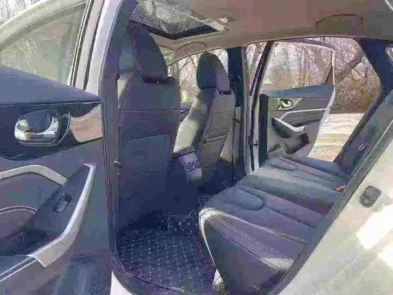 保定24年启辰D606