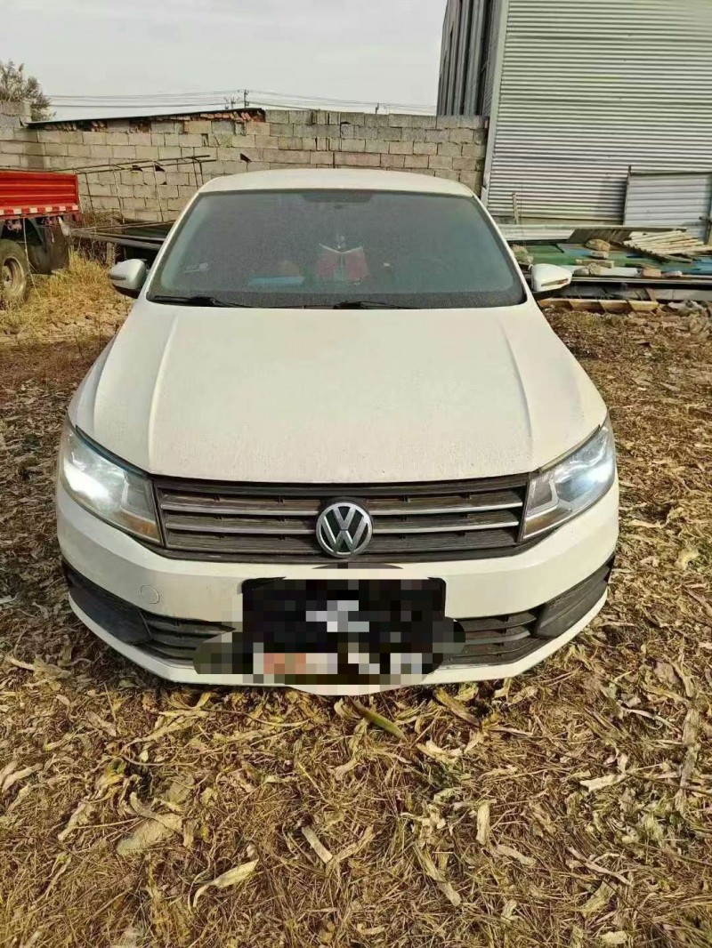 临沂20年大众桑塔纳1