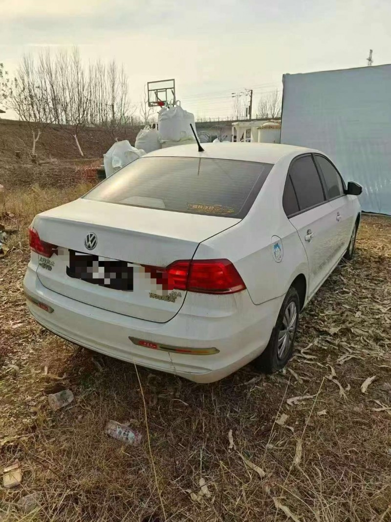 临沂20年大众桑塔纳8