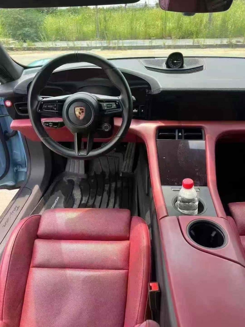 济南22年保时捷Taycan5