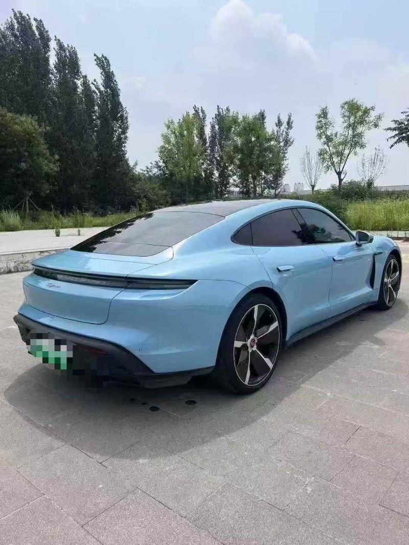 济南22年保时捷Taycan8