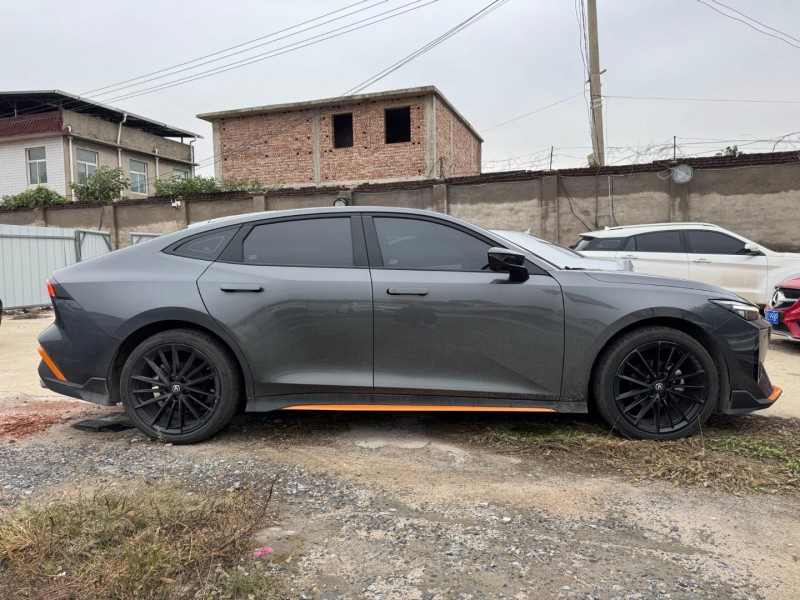 邢台25年长安汽车UNI6