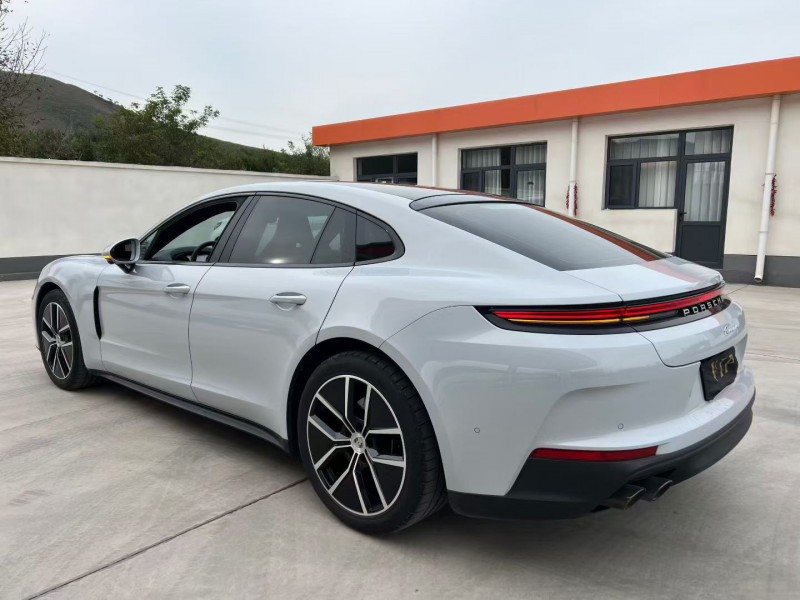 唐山24年保时捷帕拉梅拉5