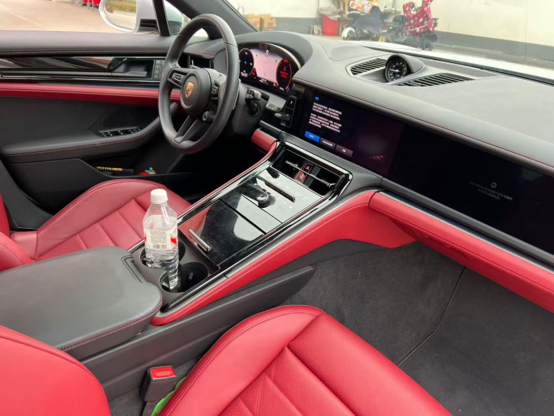 唐山24年保时捷帕拉梅拉6