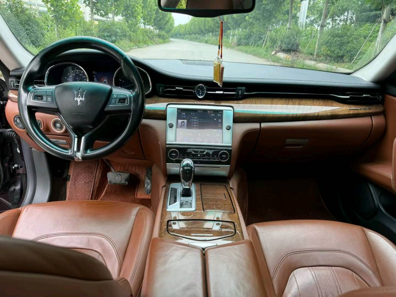 徐州15年玛莎拉蒂总裁7