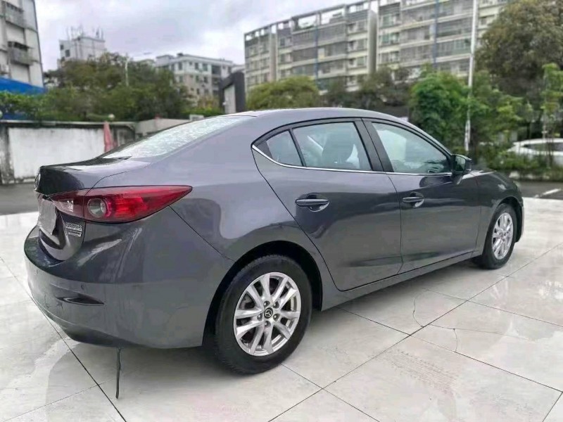 湛江19年马自达昂克赛拉2