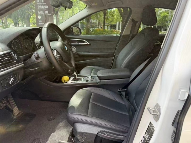 长沙22年宝马1系6