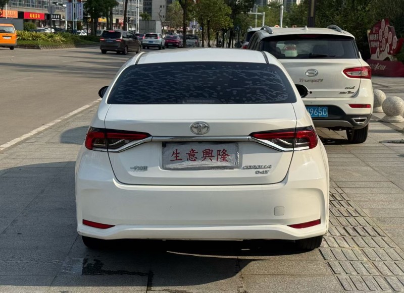 广州19年丰田卡罗拉9