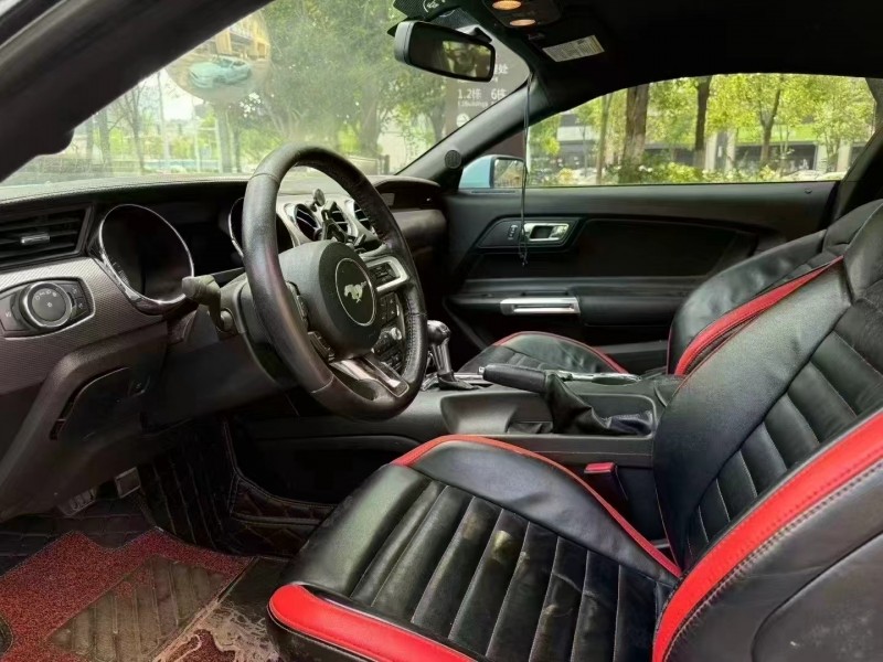 长沙16年福特野马6