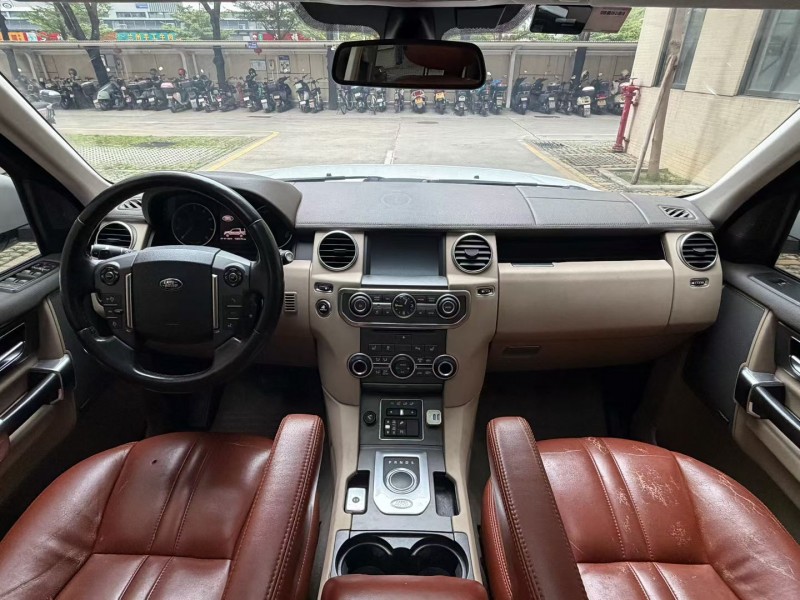 佛山17年路虎发现8