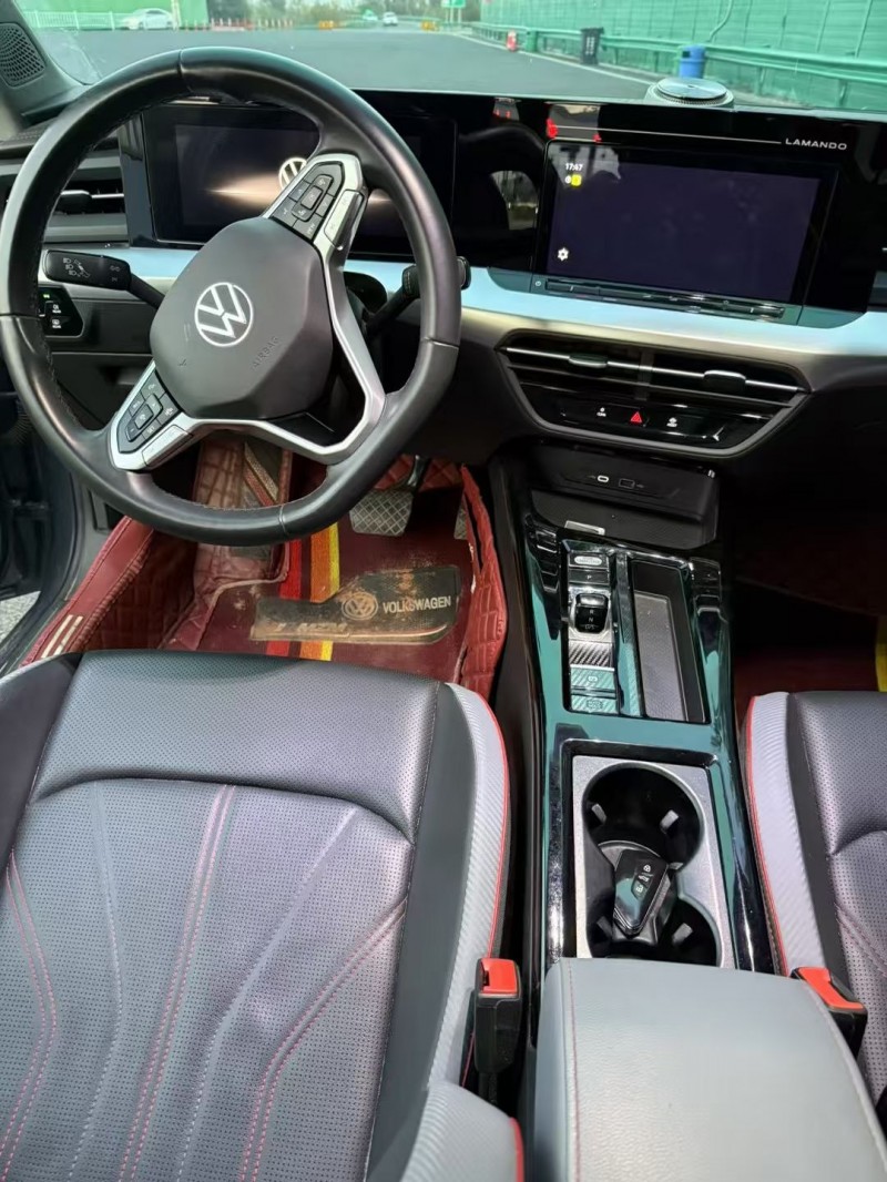 呼和浩特22年大众凌渡4