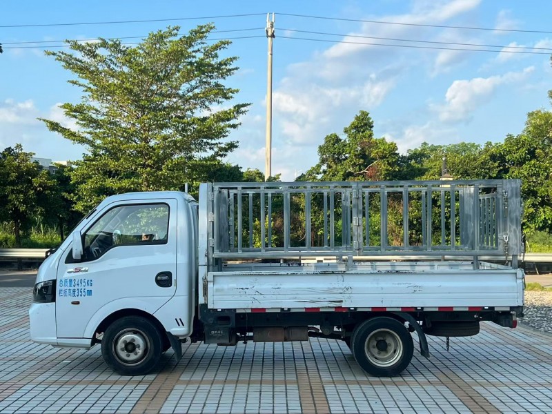 汕头23年东风途逸3