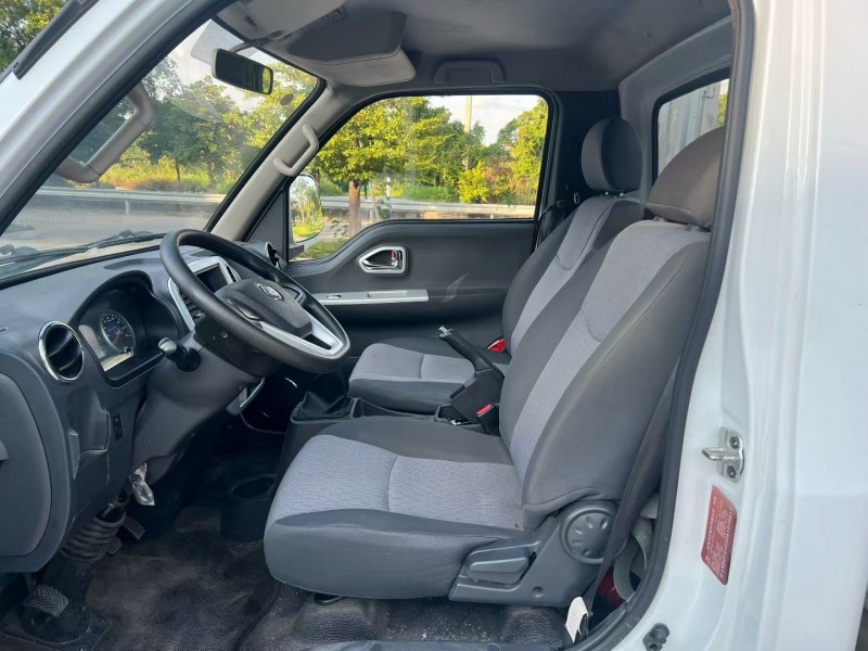 汕头23年东风途逸4