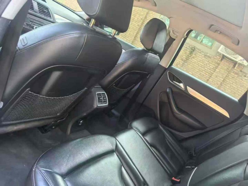 保定15年奥迪Q38