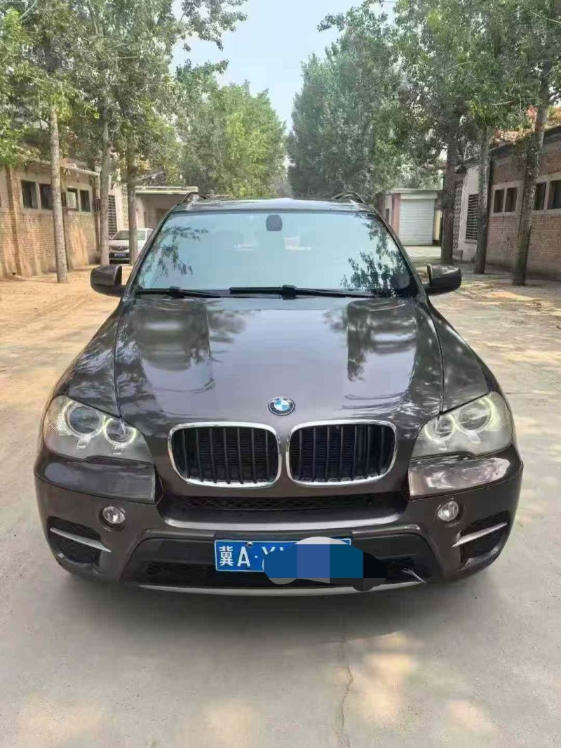 保定13年宝马X51
