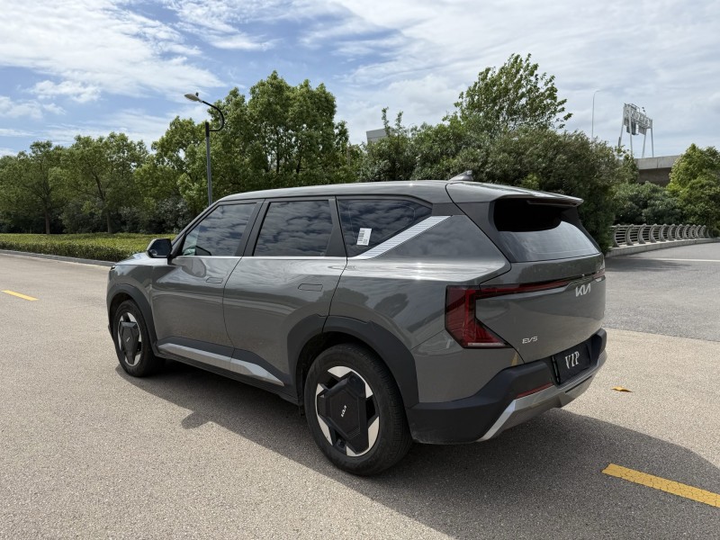 盐城24年起亚EV58