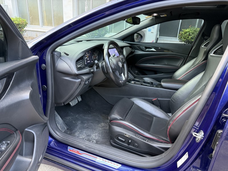 盐城21年别克君威5