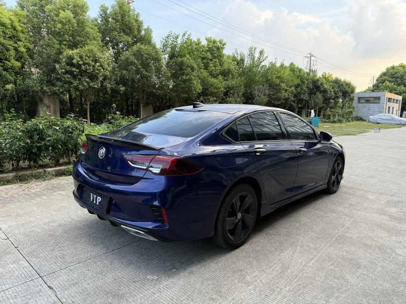 盐城21年别克君威7