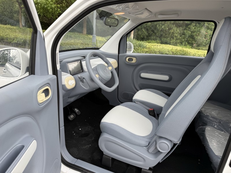 盐城25年奔腾小马5