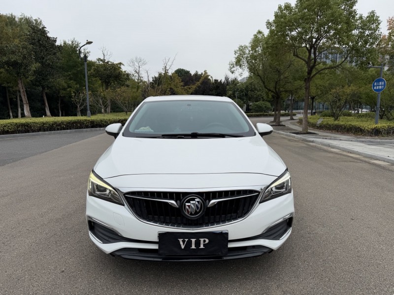 盐城18年别克威朗1