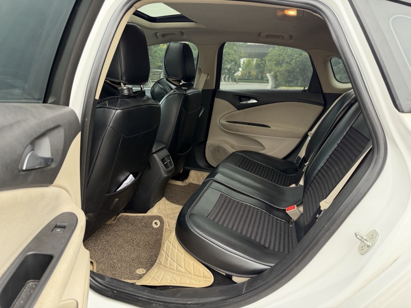 盐城18年别克威朗4