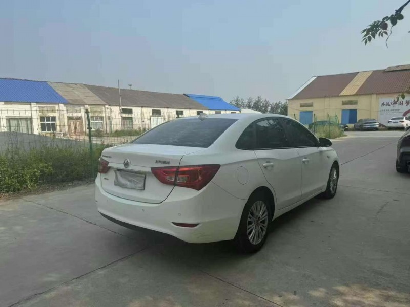 徐州17年别克英朗3