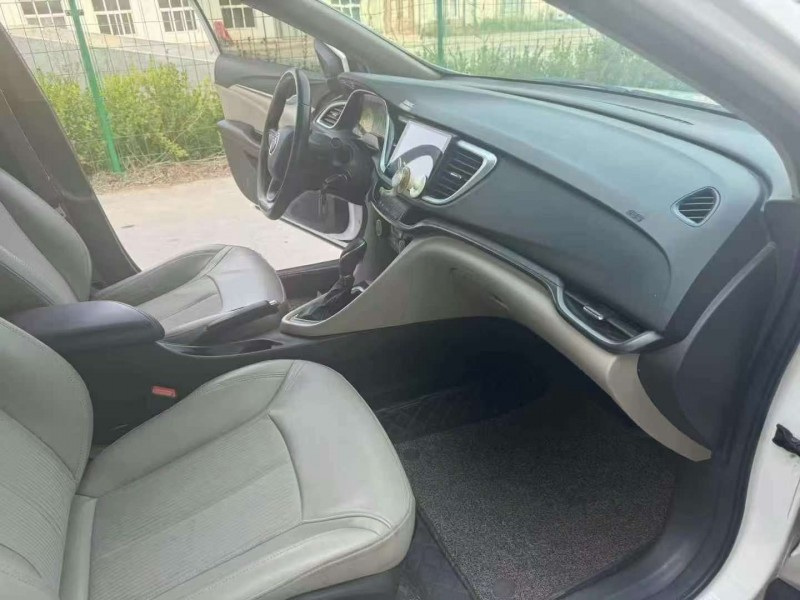 徐州17年别克英朗7