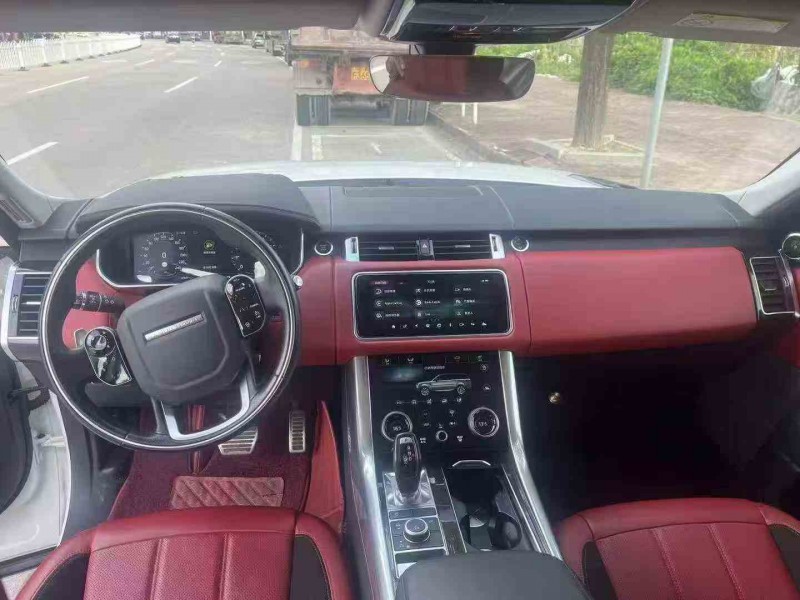 江门22年路虎揽胜运动4