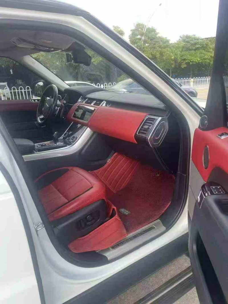 江门22年路虎揽胜运动5