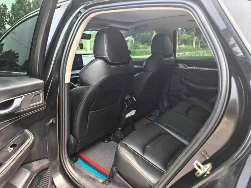 保定21年吉利星瑞8