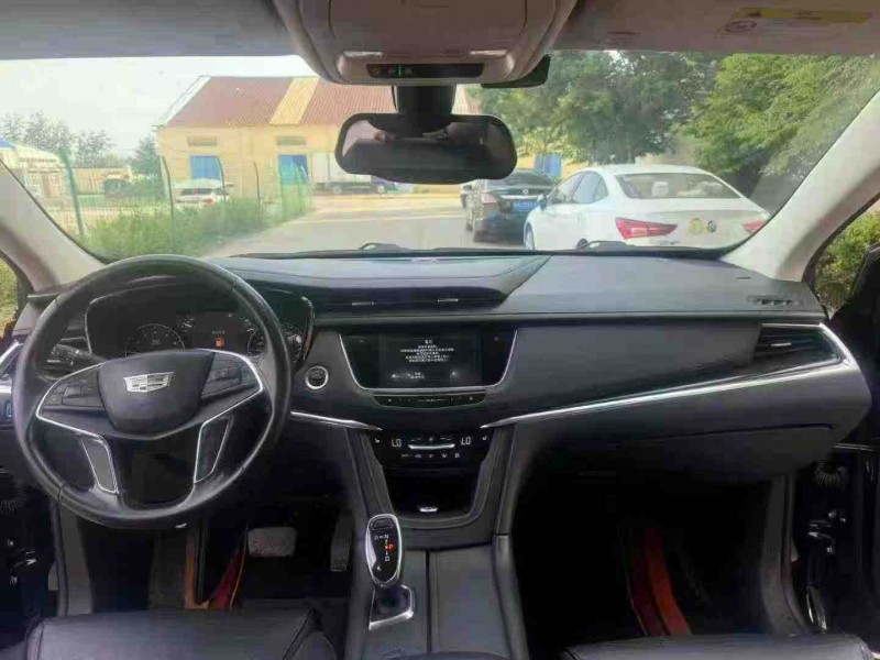 徐州18年凯迪拉克XT58