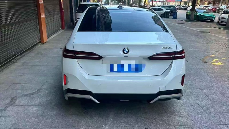 深圳24年宝马5系9