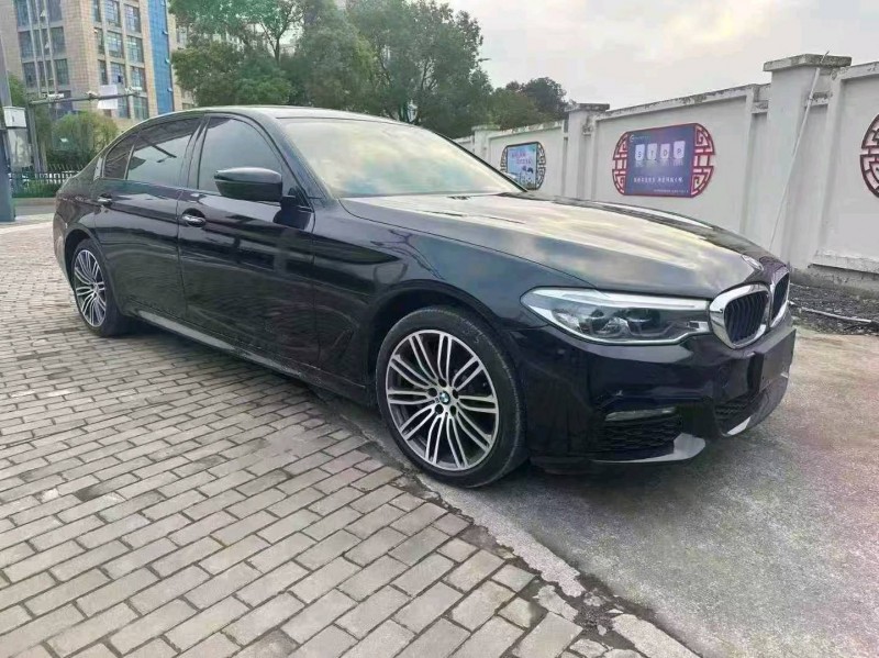 徐州18年宝马5系3